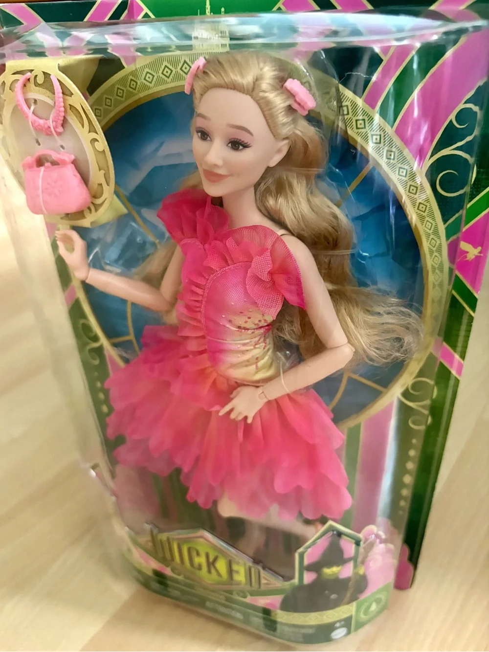 Wicked Glinda Fashion Doll with Pink Dress Clutch Bag & Necklace *NEW*